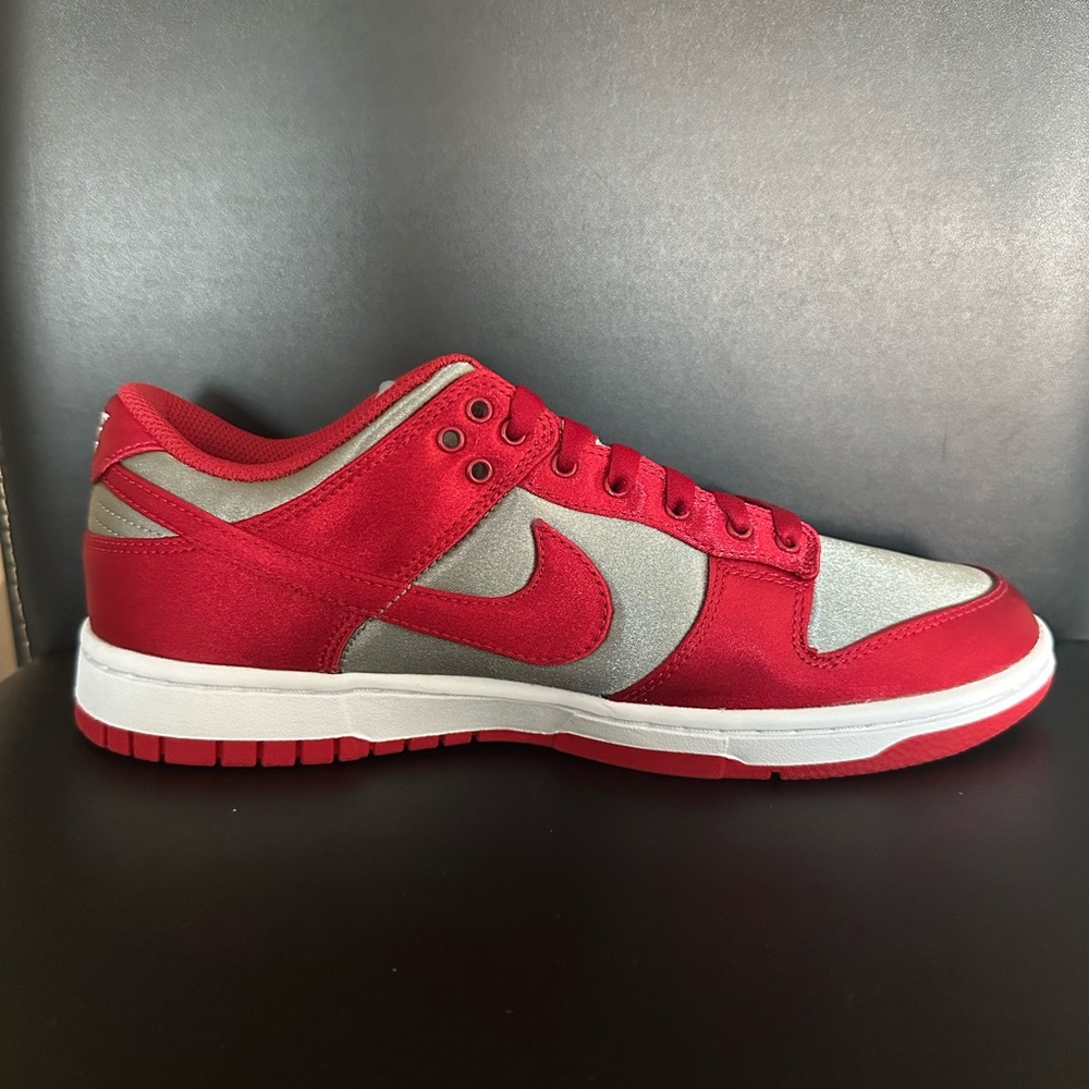 Brand new still in box Medium Grey/Varsity Red-White